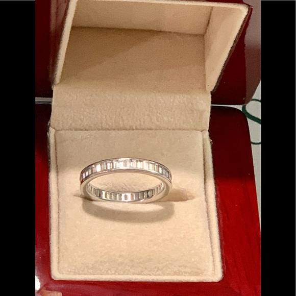 EUC Platinum Diamond Wedding Band VS1 - Picture 3 of 6